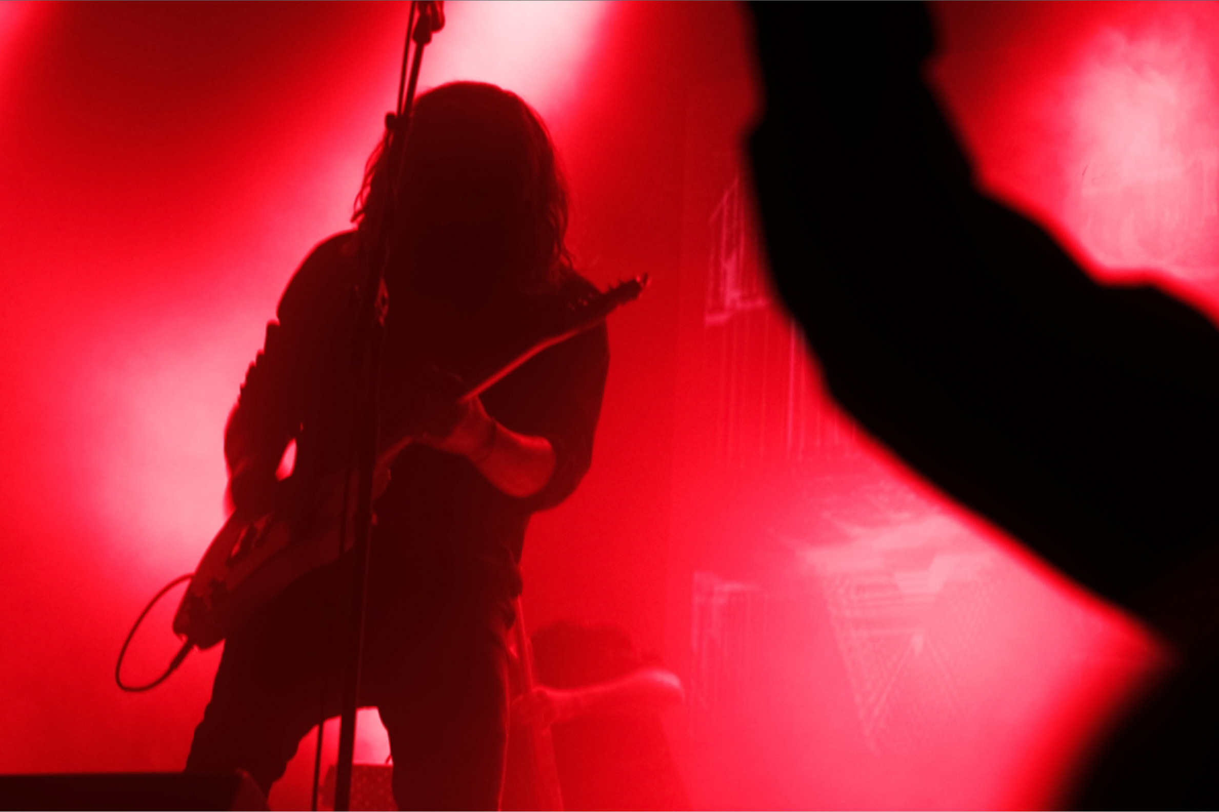 musiques en stock festival concert liminanas rouge