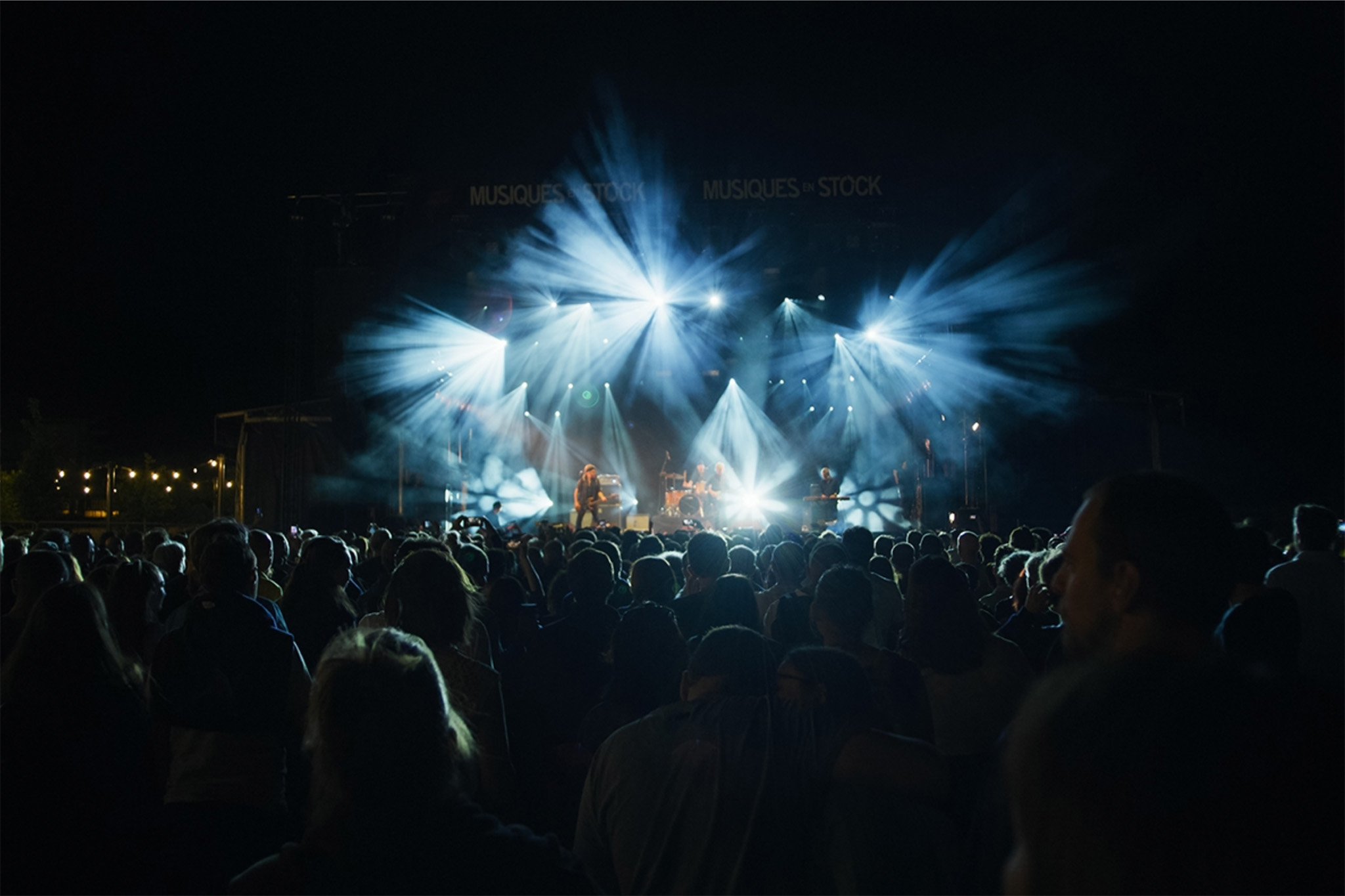 musiques en stock festival concert vue scene lights
