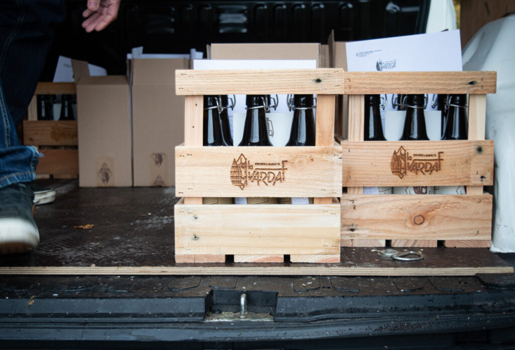 photo reportage livraison biere caisse bois