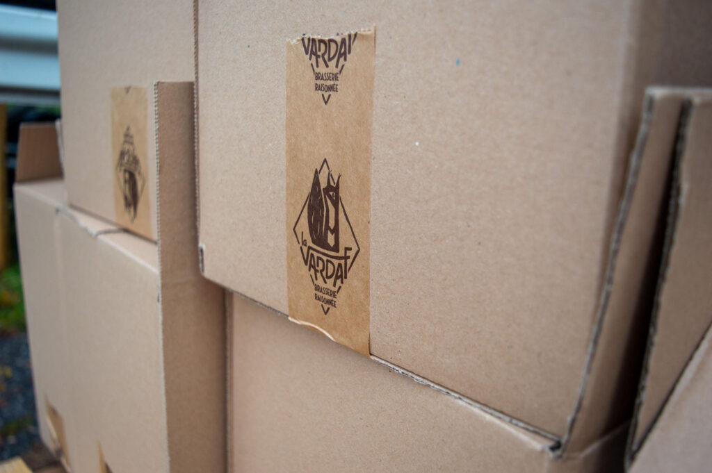 photo reportage livraison biere carton